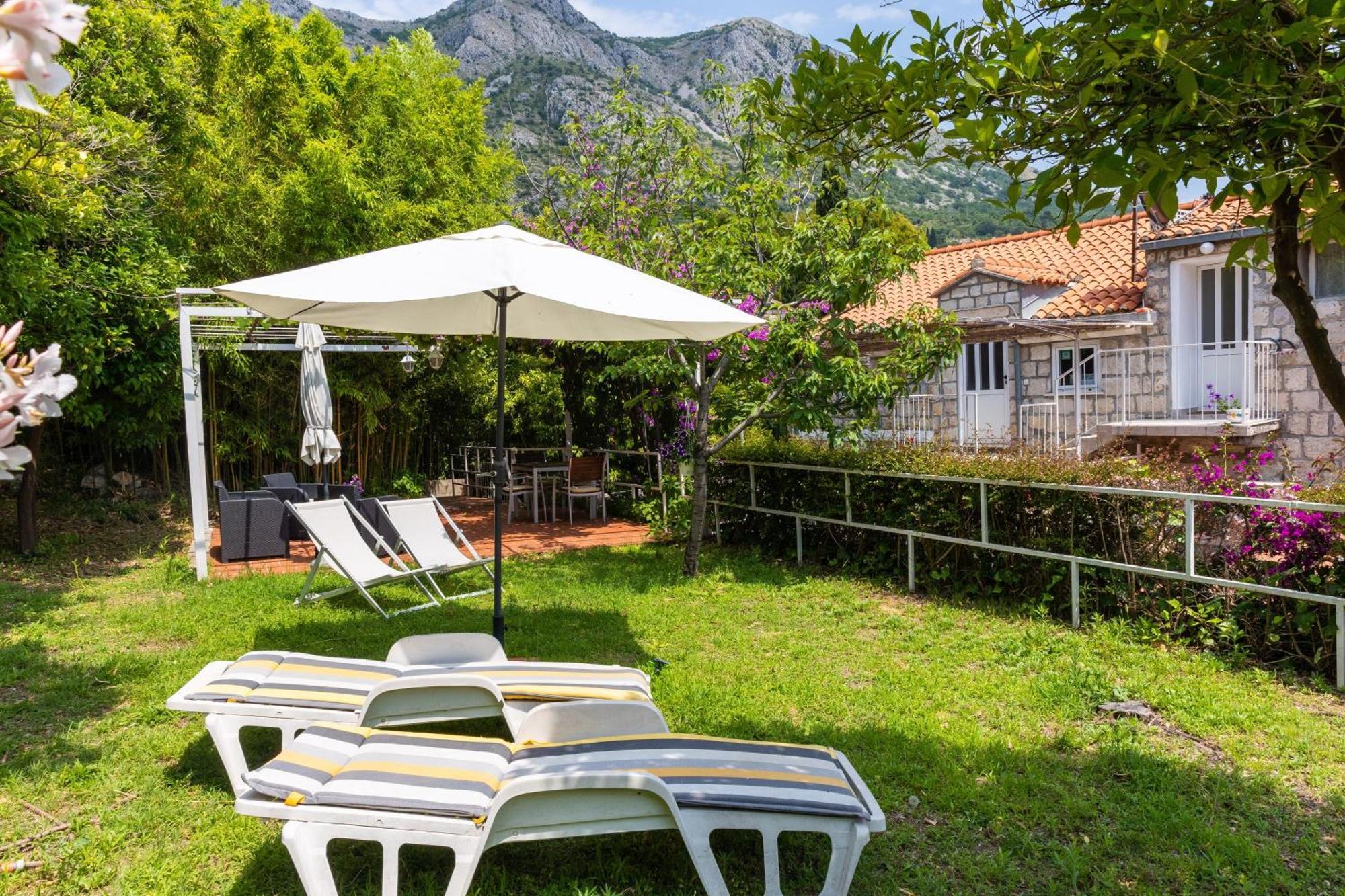 Apartments Villa Mare Mlini Esterno foto
