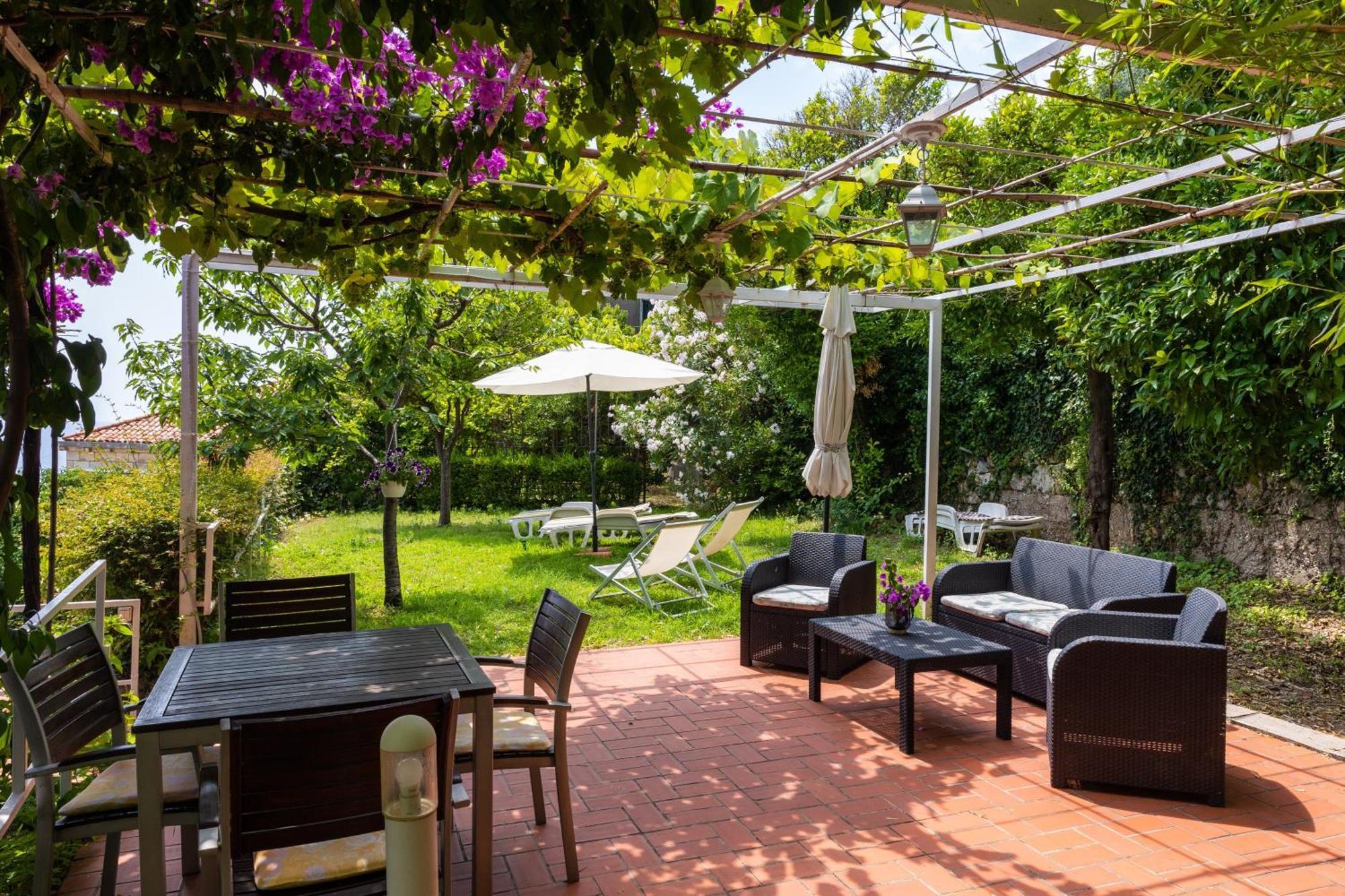 Apartments Villa Mare Mlini Esterno foto